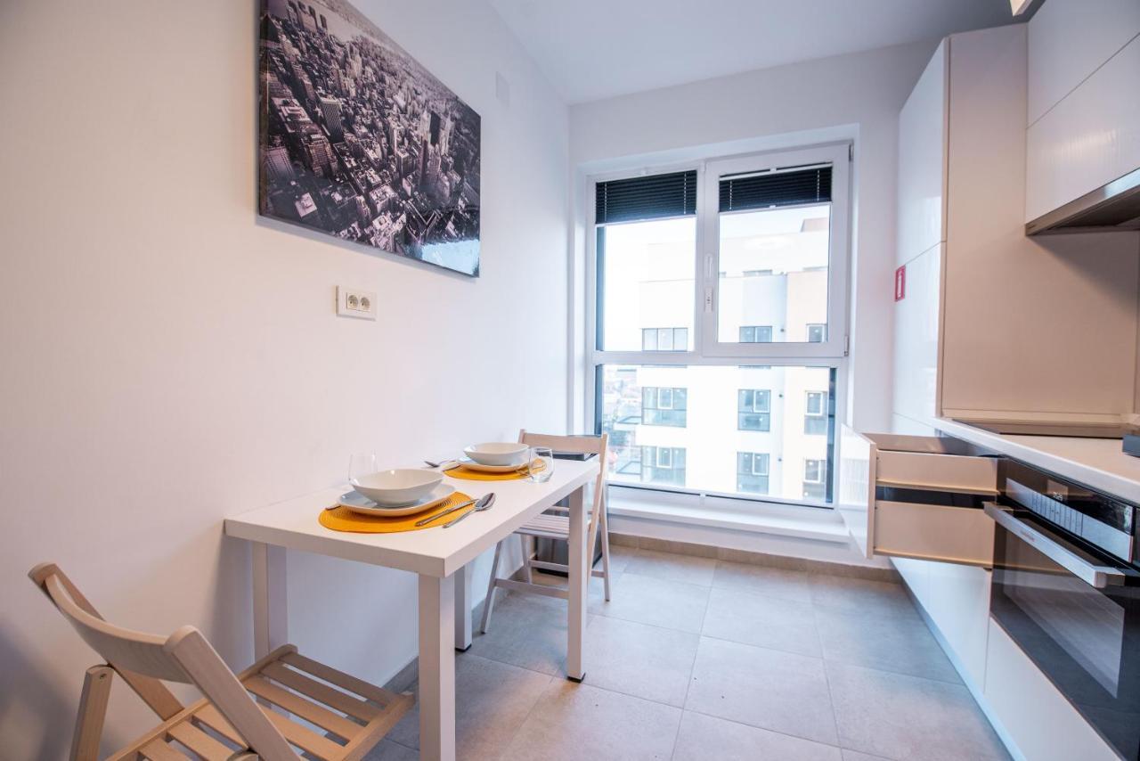 Luxury Westpark 2 Presidentialsuite With Lake View W4 Bucharest Exterior photo